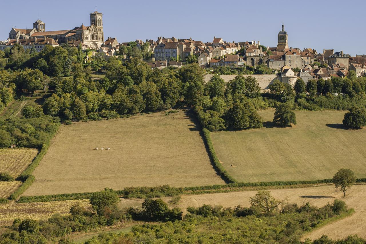 Hotel Restaurant De La Poste & Du Lion D'Or Vézelay Zewnętrze zdjęcie